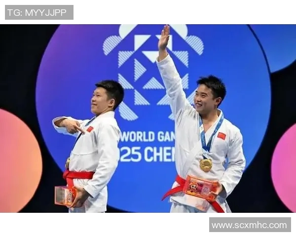 成都羽毛球队逆袭之路揭秘奥运会背后的拼搏与荣耀